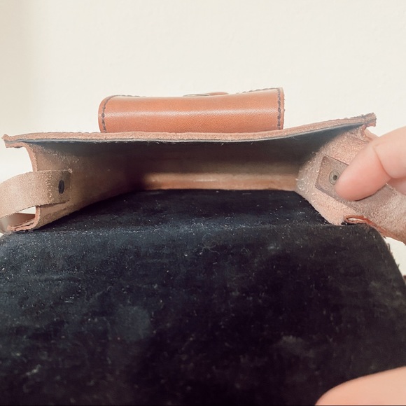 HANDMADE PERUVIAN leather satchel - Picture 10 of 10